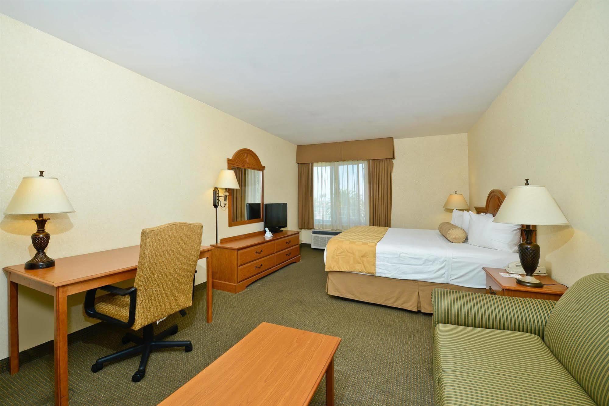 Best Western of Long Beach Exterior foto